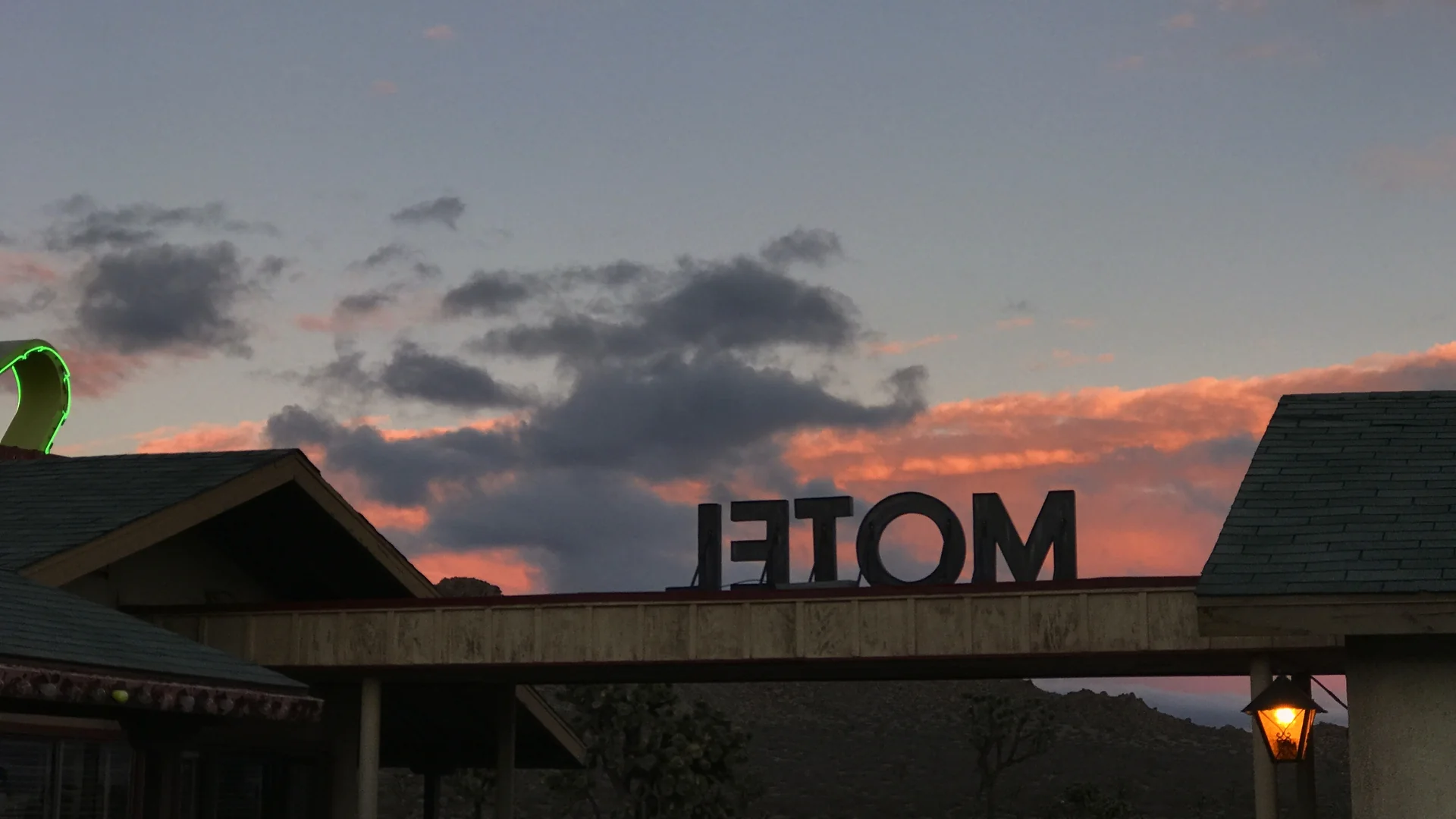 TWILIGHT - Image 6